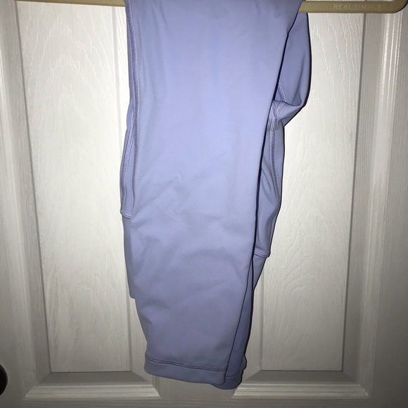 Lululemon Wunderunder Leggings - Picture 2 of 3